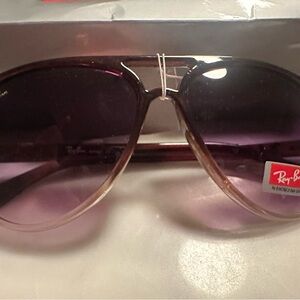 NWT🏷️Ray-Ban Brown Gradient Sunglasses